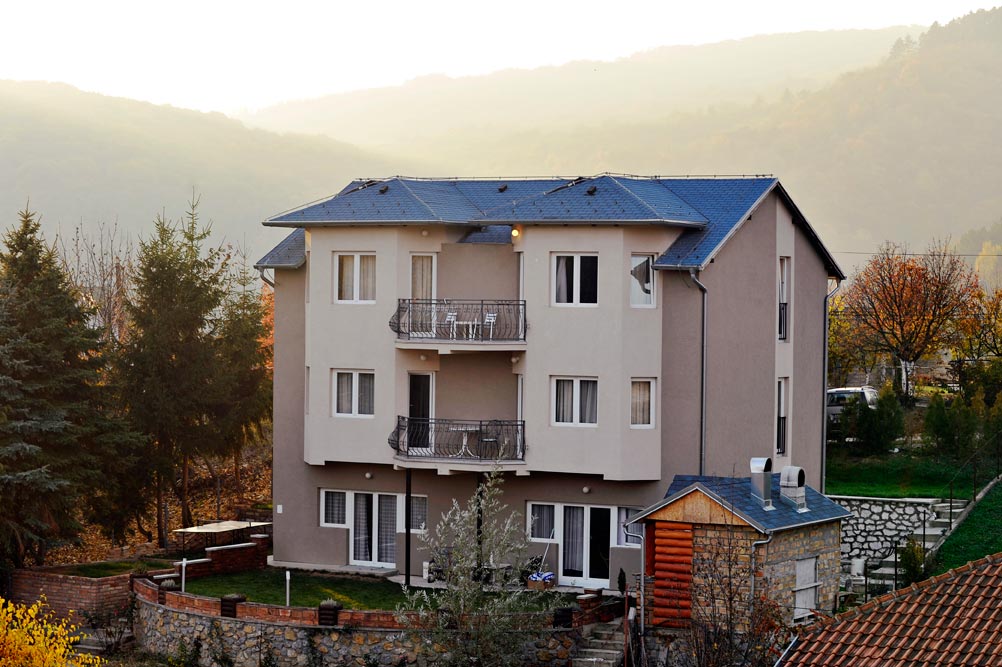 Banja Vrdnik, Vrdnik, smestaj, apartmani, vila izvor, odmor, sobe za izdavanje